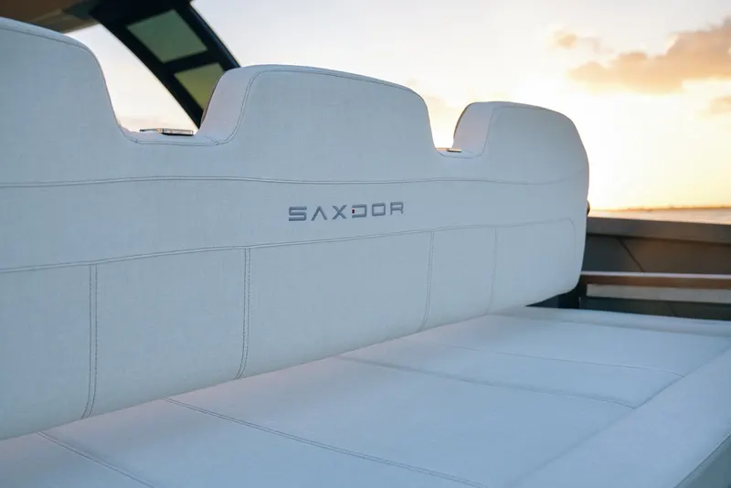 32ft Sport Boat — photograph 27 of 50