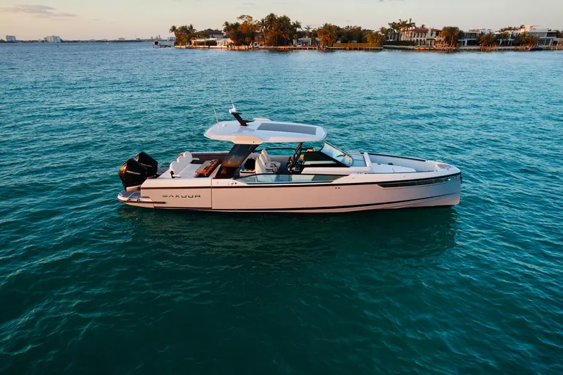 32ft Sport Boat — photograph 11 of 50