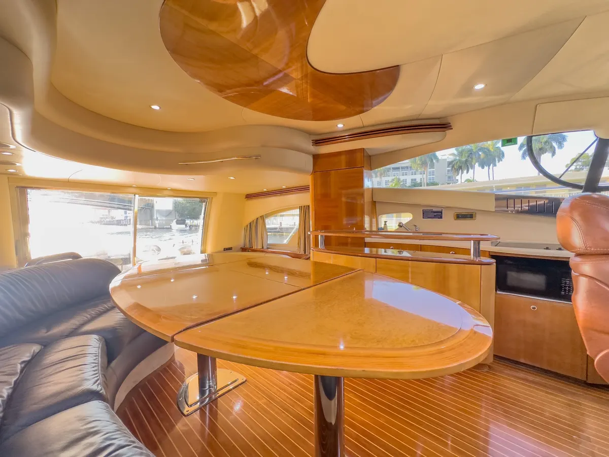 58ft Motor Yacht — photograph 9 of 27
