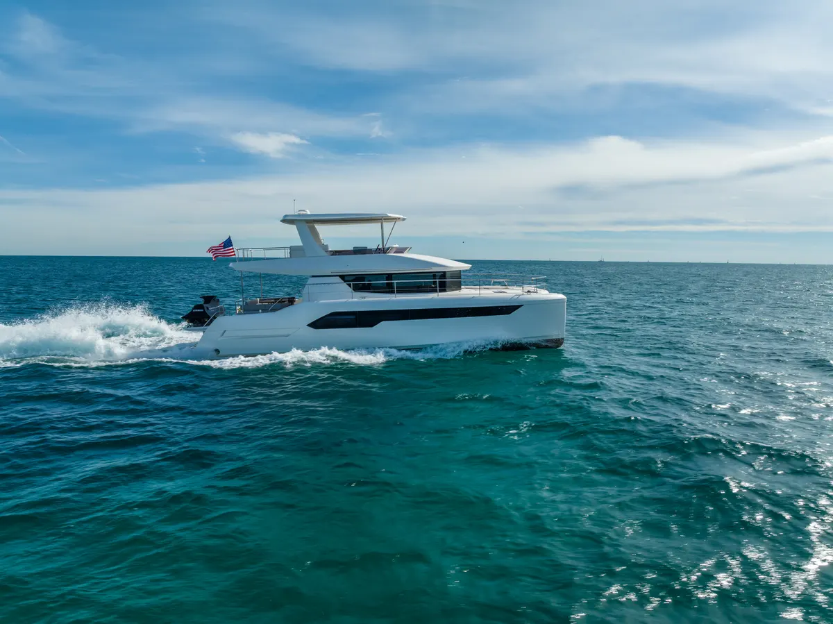 60ft Power Catamaran — photograph 69 of 107