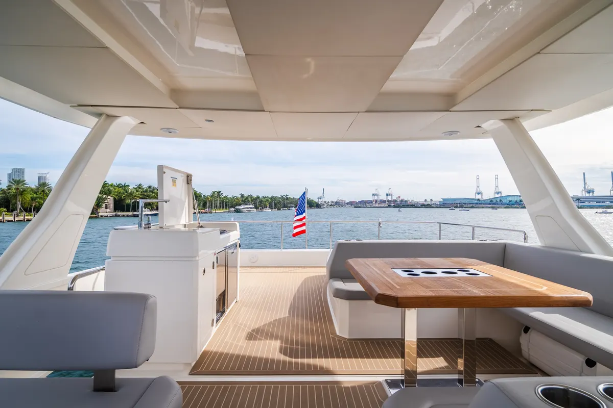 60ft Power Catamaran — photograph 64 of 107