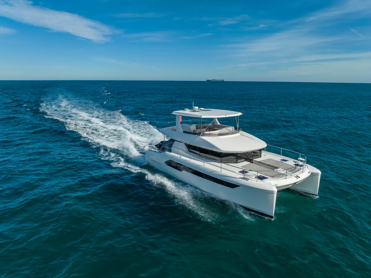 60ft Power Catamaran — photograph 48 of 107
