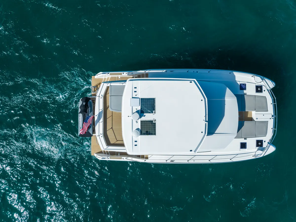 60ft Power Catamaran — photograph 17 of 107