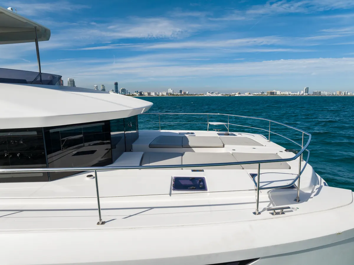 60ft Power Catamaran — photograph 3 of 107