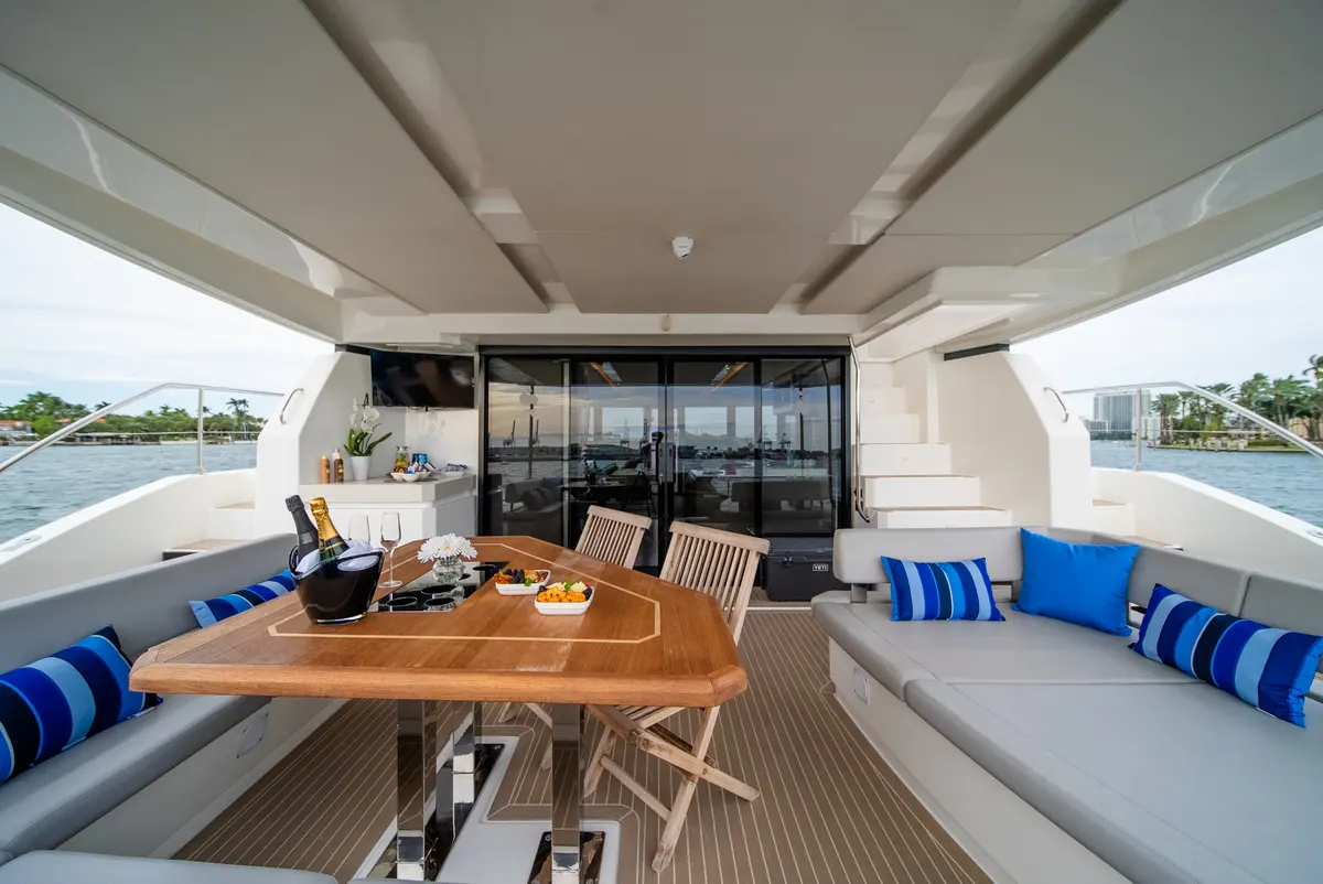 60ft Power Catamaran — photograph 71 of 107