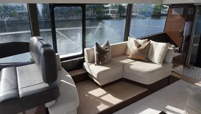65ft Motor Yacht — photograph 8 of 16