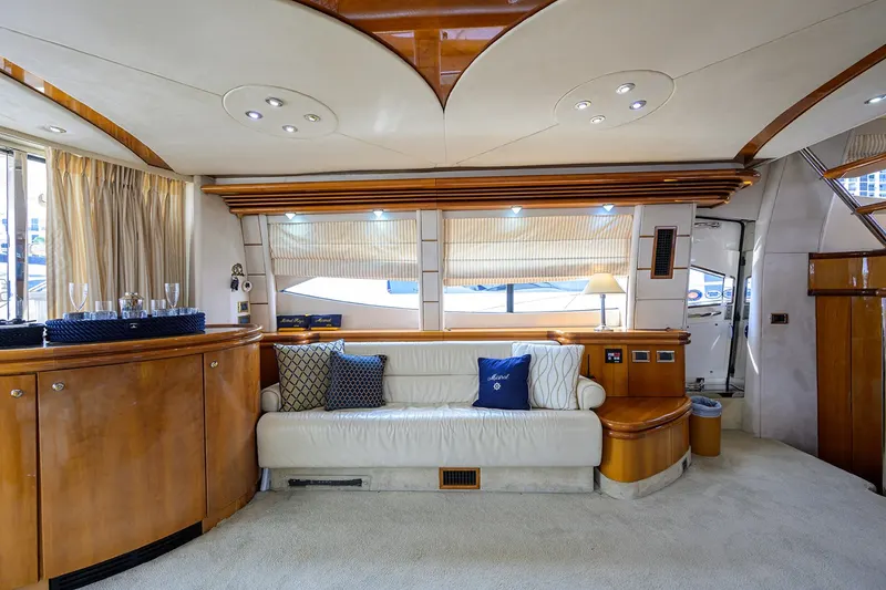 90ft Motor Yacht — photograph 23 of 44